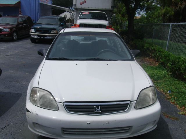 2004 Kia Spectra Elk Conversion Van