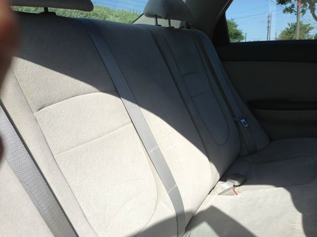 2004 Kia Spectra Open-top