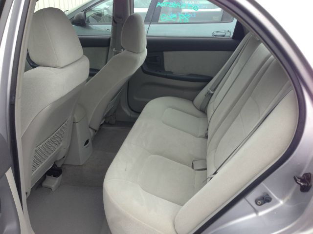 2005 Kia Spectra Open-top