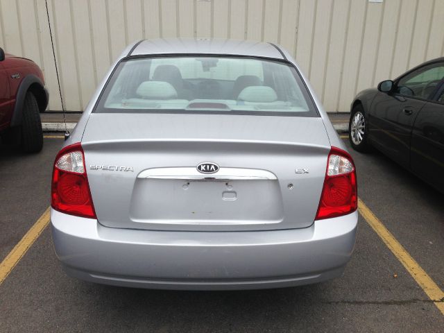 2005 Kia Spectra Open-top