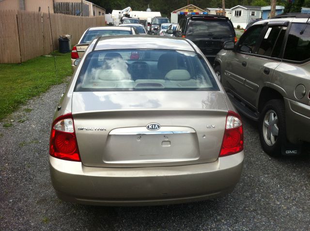 2005 Kia Spectra Open-top