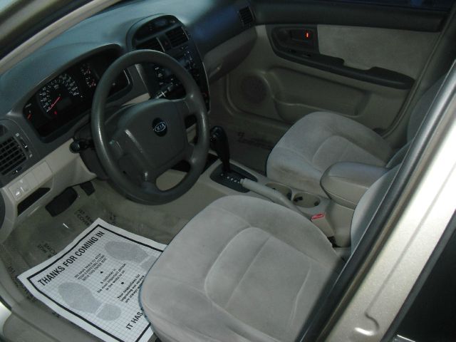 2005 Kia Spectra Open-top