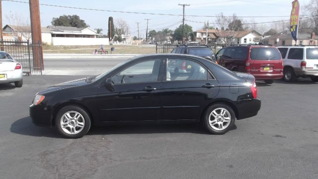 2005 Kia Spectra Open-top