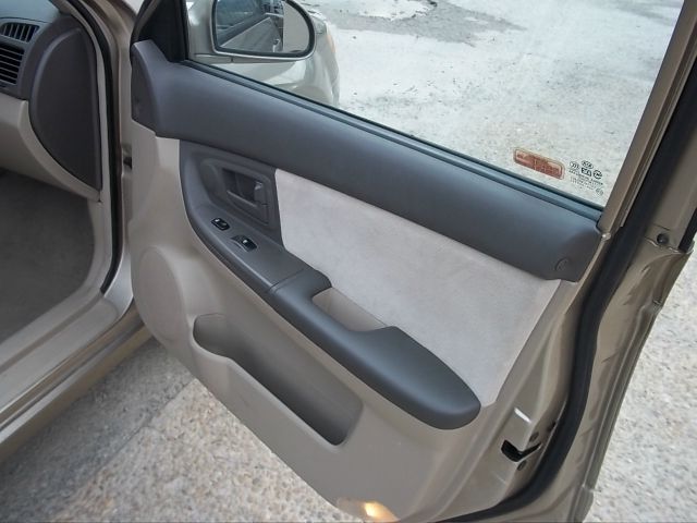 2005 Kia Spectra Elk Conversion Van