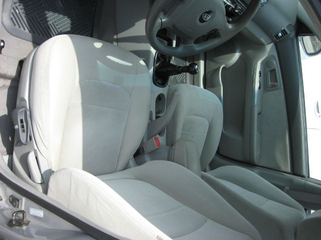 2006 Kia Spectra Open-top