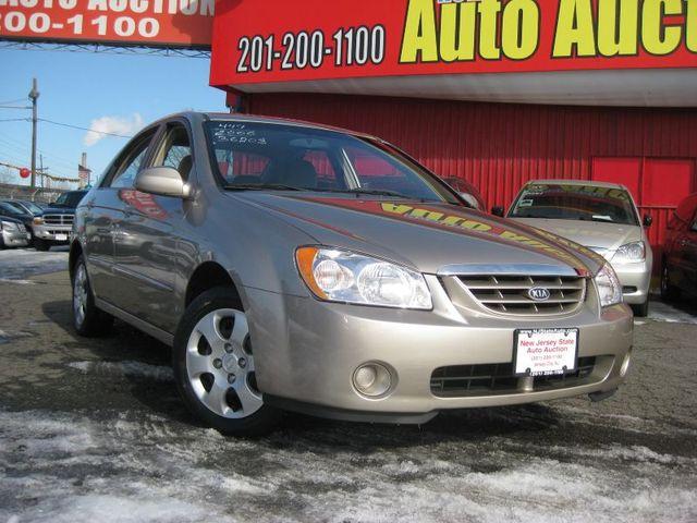 2006 Kia Spectra ZQ8 LS