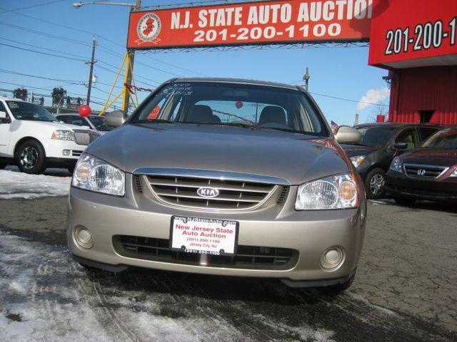 2006 Kia Spectra ZQ8 LS