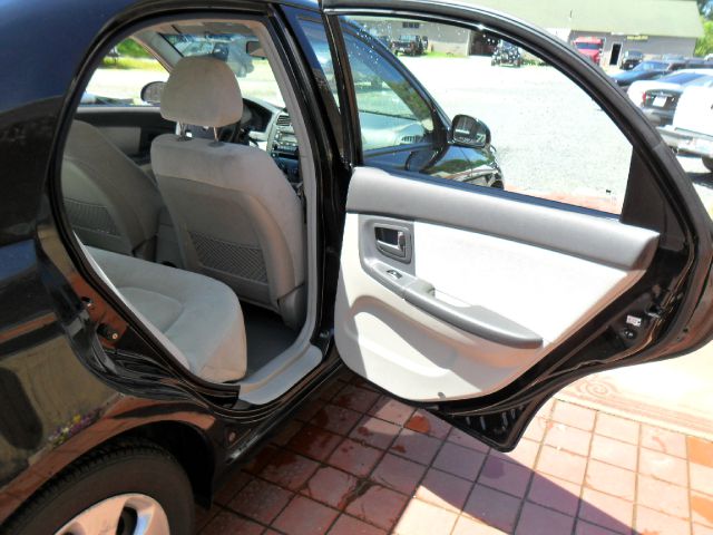 2006 Kia Spectra Open-top