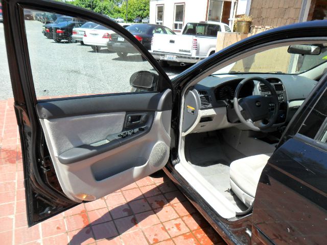 2006 Kia Spectra Open-top