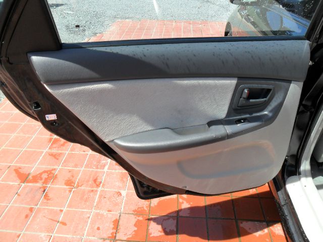 2006 Kia Spectra Open-top