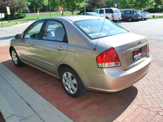 2007 Kia Spectra AWD, REAR DVD, Navigation, 3RD ROW, Mem/heat Seats