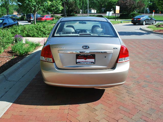 2007 Kia Spectra AWD, REAR DVD, Navigation, 3RD ROW, Mem/heat Seats