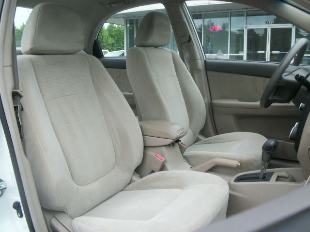 2007 Kia Spectra Open-top