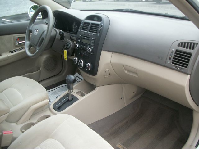 2007 Kia Spectra Open-top