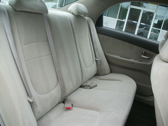 2007 Kia Spectra Open-top