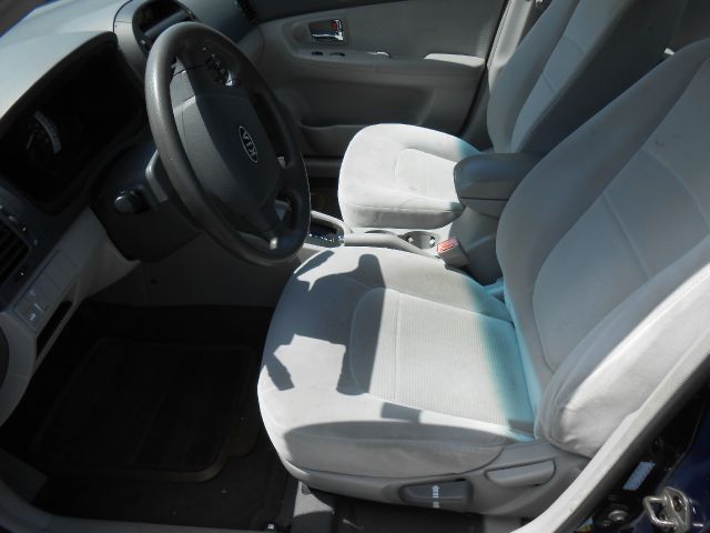 2007 Kia Spectra Open-top