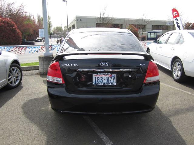 2007 Kia Spectra Open-top