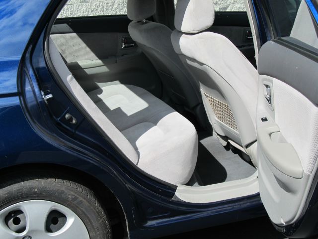 2007 Kia Spectra Open-top