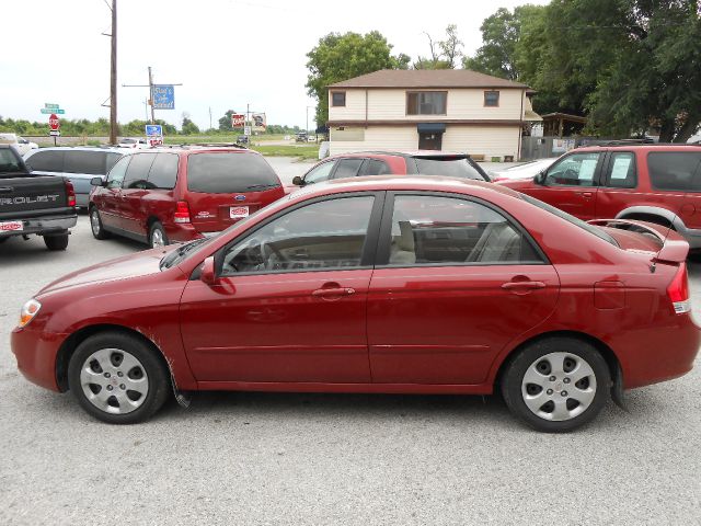 2008 Kia Spectra AWD, REAR DVD, Navigation, 3RD ROW, Mem/heat Seats