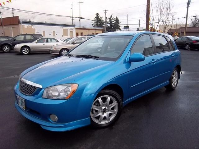 2005 Kia Spectra5 SLE, Alloy Wheels