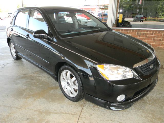 2005 Kia Spectra5 Base