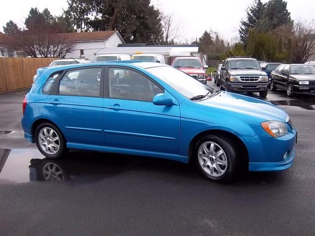 2005 Kia Spectra5 SLE, Alloy Wheels