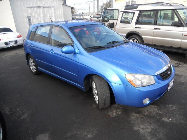 2005 Kia Spectra5 W/leather