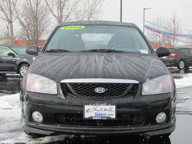 2006 Kia Spectra5 Base