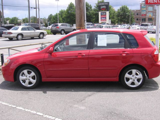 2007 Kia Spectra5 Base