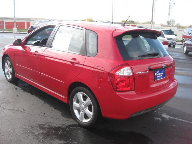 2007 Kia Spectra5 Ltz,awd