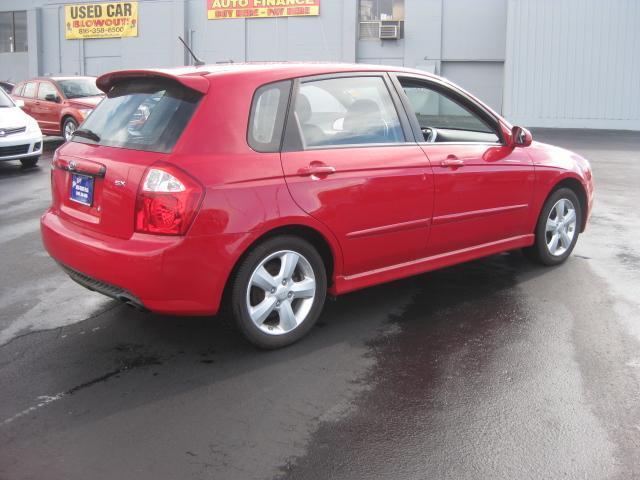 2007 Kia Spectra5 Ltz,awd