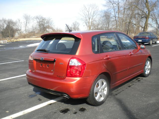 2007 Kia Spectra5 Base