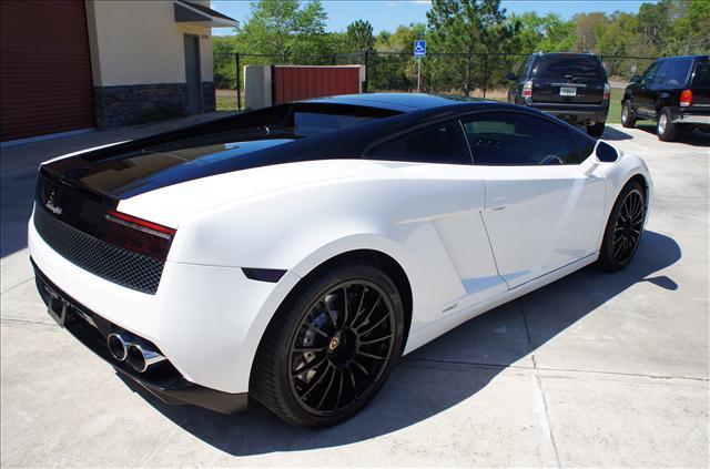 2011 Lamborghini Gallardo 4dr SL AWD V6