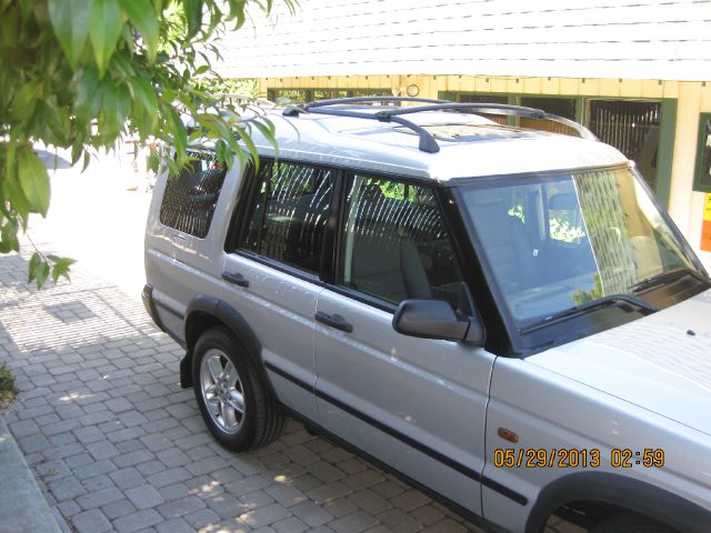 2002 Land Rover Discovery II 4WD 1500 4x4 SUV