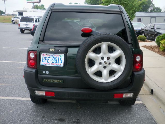 2003 Land Rover Freelander SE