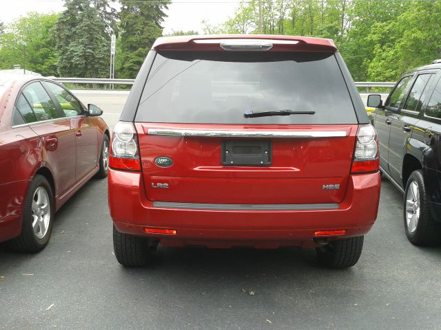 2012 Land Rover LR2 LS NICE