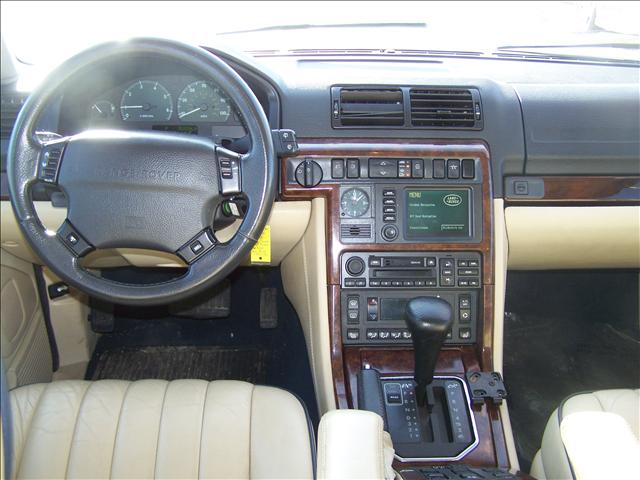 2001 Land Rover Range Rover Base