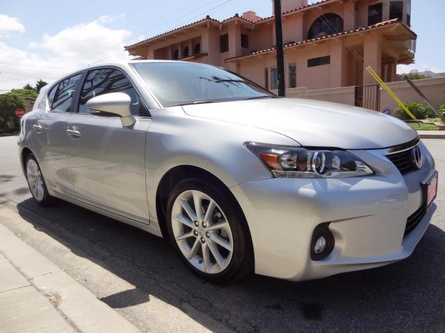 2012 Lexus CT 200h 1 Owner