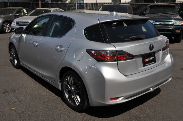 2013 Lexus CT 200h 750li Xdrive 1-ownerawdnavigation Sedan