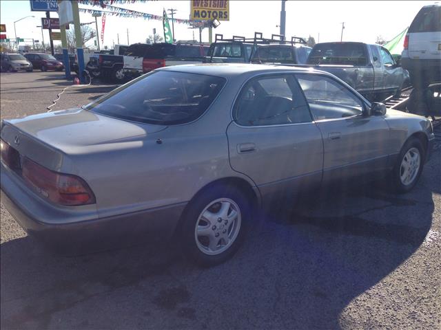 1993 Lexus ES 300 Base