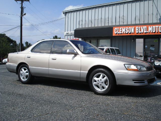 1994 Lexus ES 300 Premium