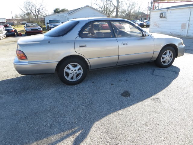 1994 Lexus ES 300 Base