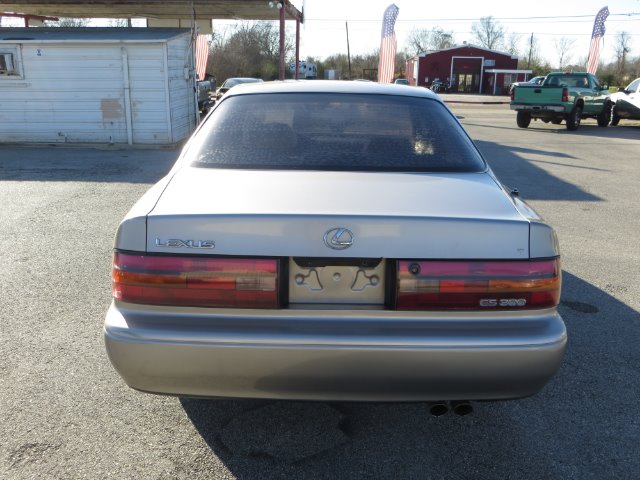 1994 Lexus ES 300 Base