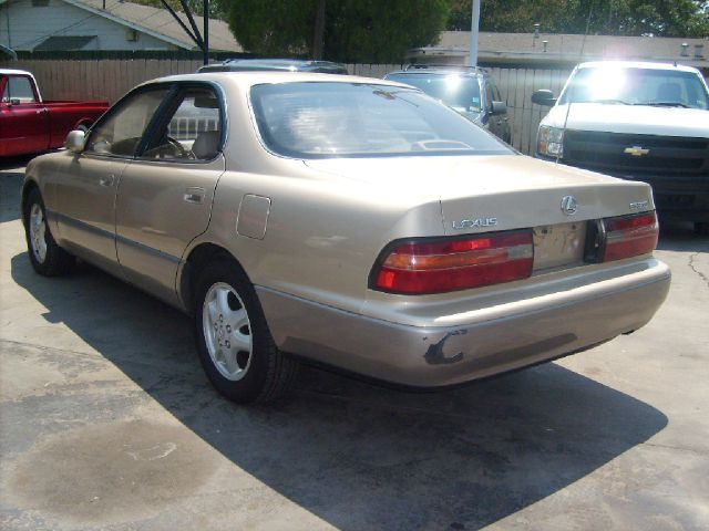 1995 Lexus ES 300 Base