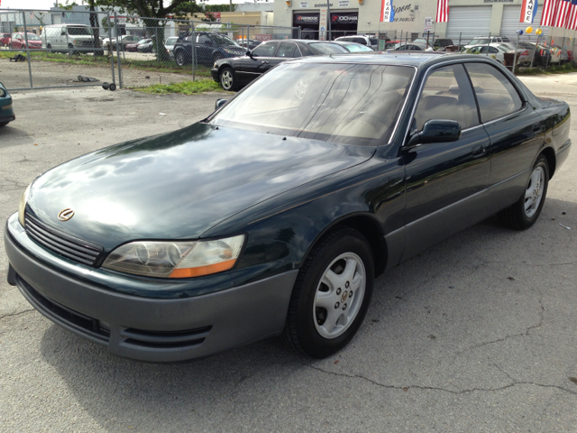 1995 Lexus ES 300 Base