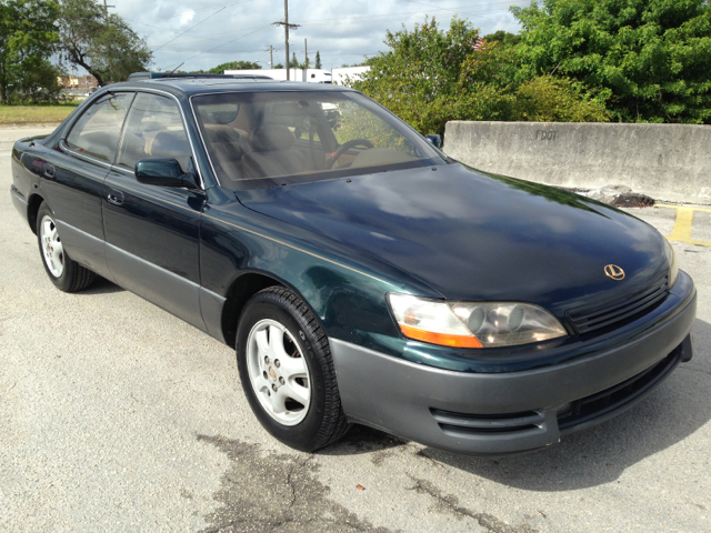 1995 Lexus ES 300 Base