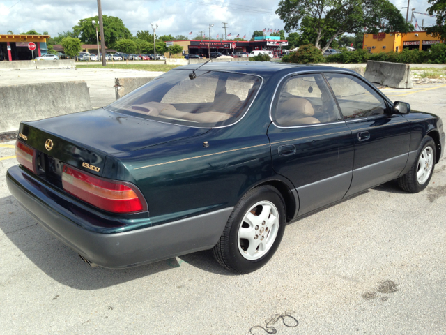 1995 Lexus ES 300 Base