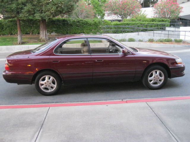 1996 Lexus ES 300 Unknown