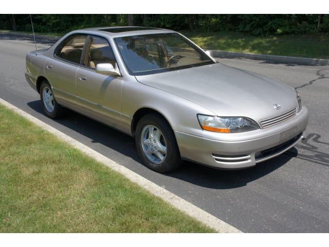 1996 Lexus ES 300 Unknown