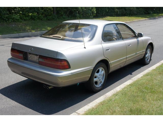 1996 Lexus ES 300 Unknown